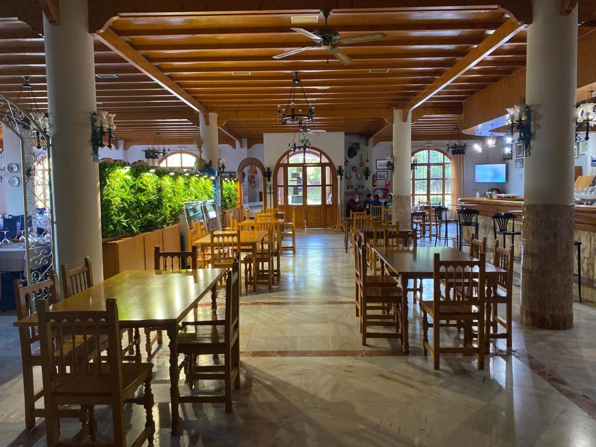 Hotel Meson Fuente Del Pino Olvera Buitenkant foto