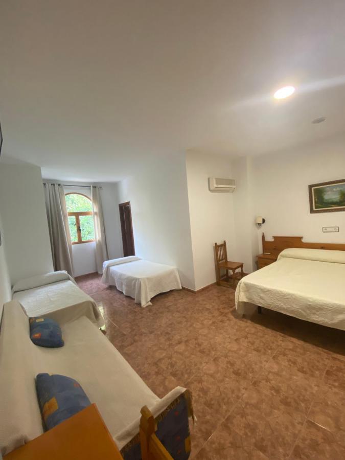 Hotel Meson Fuente Del Pino Olvera Buitenkant foto