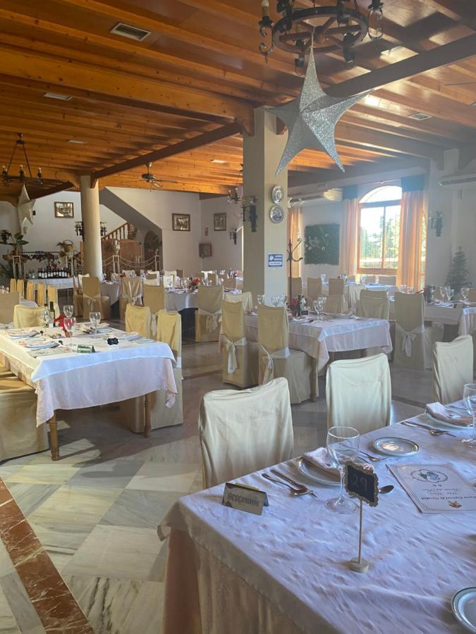 Hotel Meson Fuente Del Pino Olvera Buitenkant foto